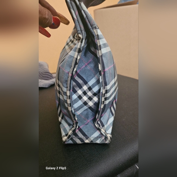 - AUTHENTIC Burberry Blue label small tote - Picture 7 of 11